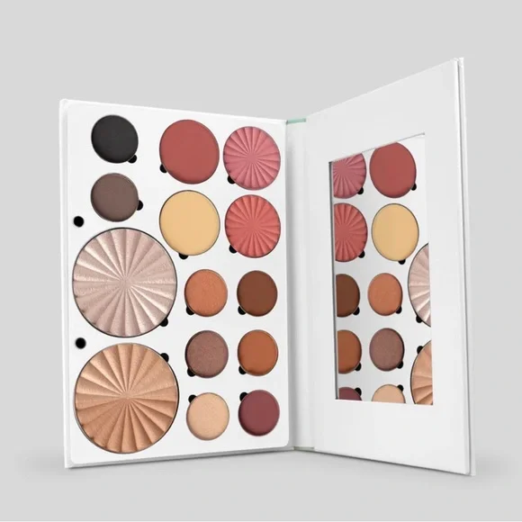 OFRA COSMETICS PRO PALETTE - SASSY